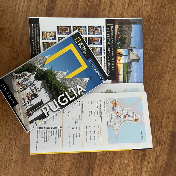 Puglia, Italy Travel Guide Book and Map by National Geographic - Picture 2 of 3
